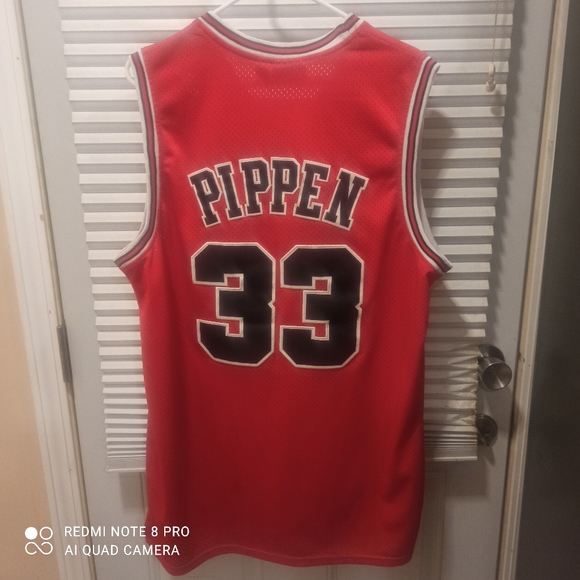 Scottie pippen 33 Chicago bulls jersey - Picture 3 of 9